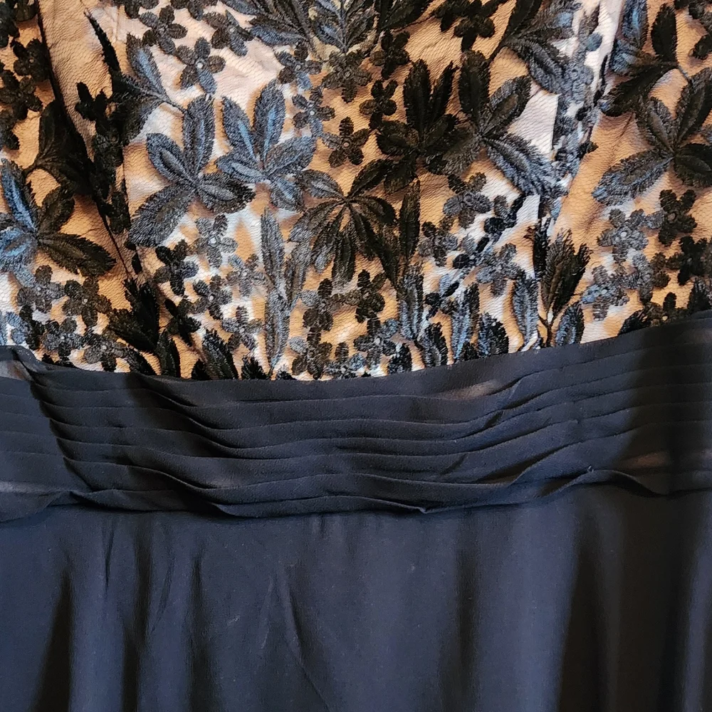 JS Collection - Picture 3 of 5